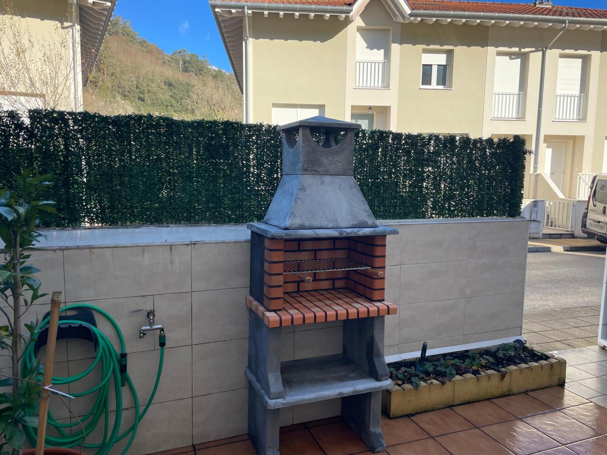 Villa Casa En La Montana Con Piscina De Temporada Arredondo Exterior foto