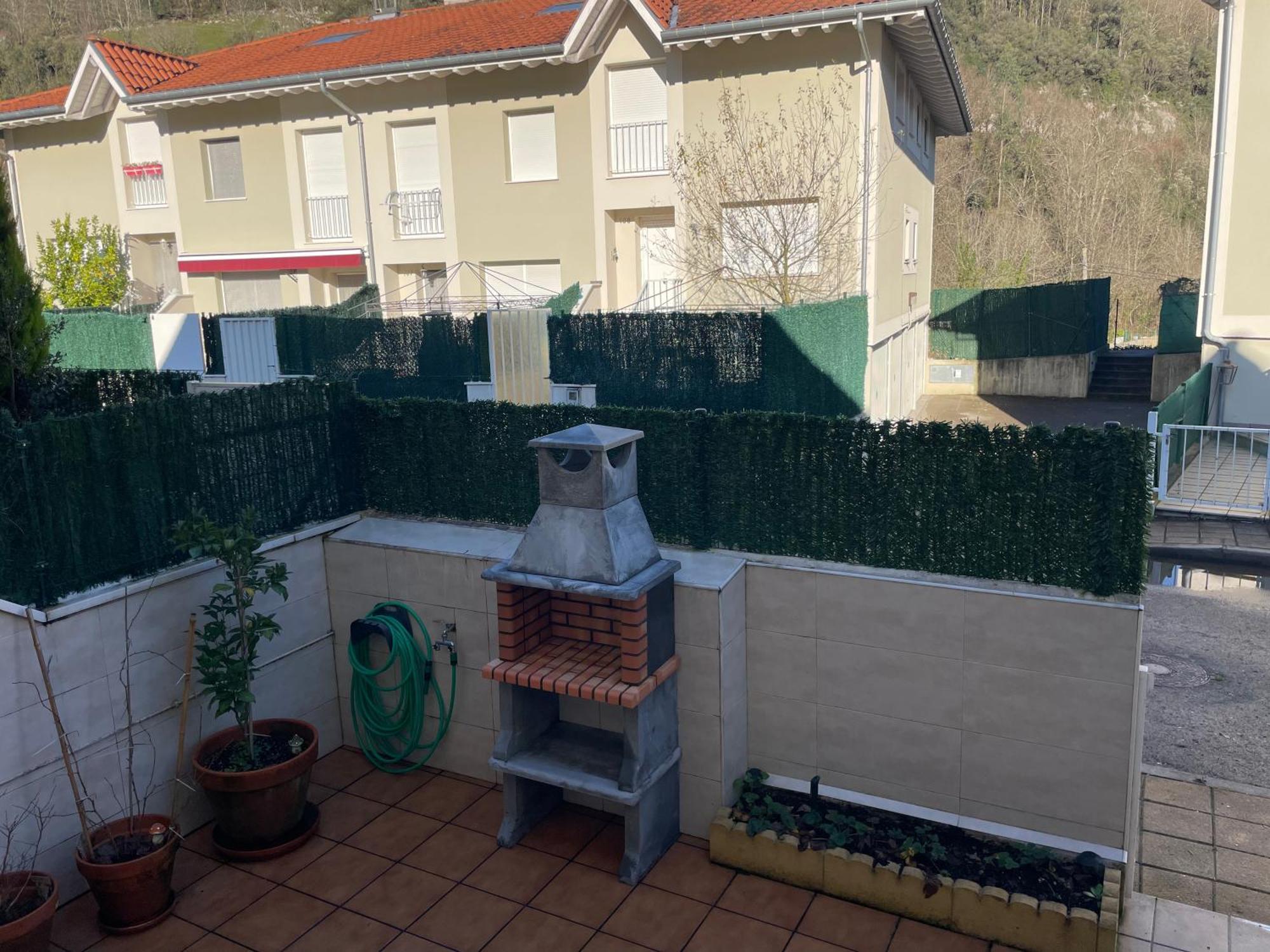Villa Casa En La Montana Con Piscina De Temporada Arredondo Exterior foto